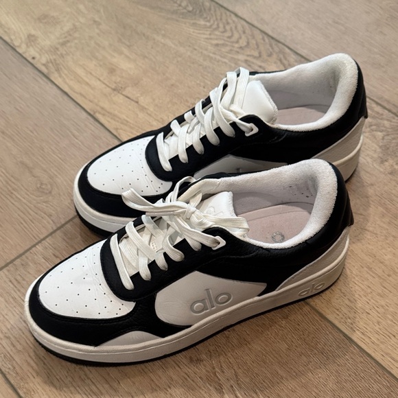 ALO Yoga Black and White Women's Sneakers - Picture 3 of 5